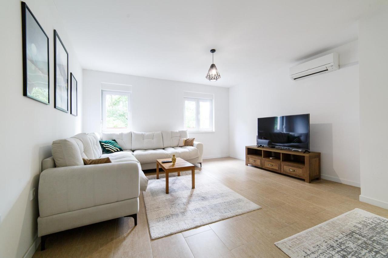 Casper B&B Luxury Apartments Сараево Екстериор снимка